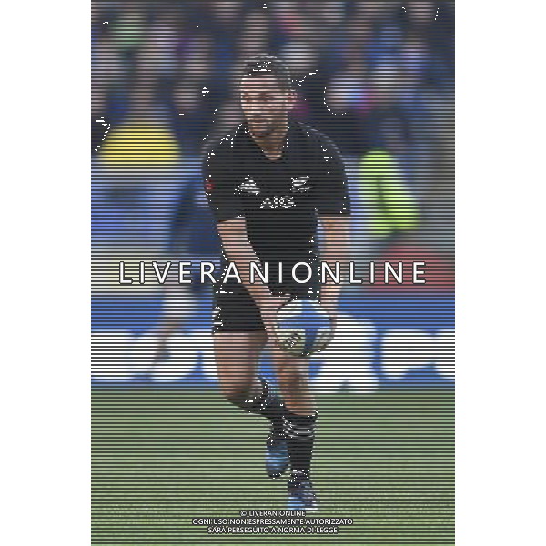 Rugby Test Match 2016 - Roma - 12.11.2016 - Stadio Olimpico - Italia vs All Blacks - nella foto: Aaron Cruden / Ph. Corradetti - AG. ALDO LIVERANI SAS
