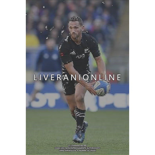 Rugby Test Match 2016 - Roma - 12.11.2016 - Stadio Olimpico - Italia vs All Blacks - nella foto: Aaron Cruden / Ph. Corradetti - AG. ALDO LIVERANI SAS