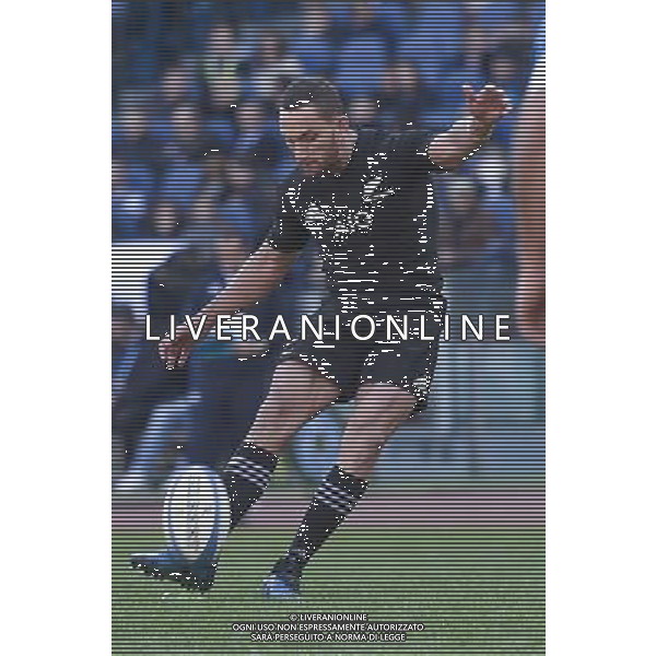 Rugby Test Match 2016 - Roma - 12.11.2016 - Stadio Olimpico - Italia vs All Blacks - nella foto: Aaron Cruden / Ph. Corradetti - AG. ALDO LIVERANI SAS
