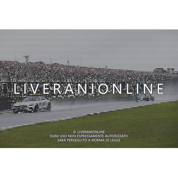 Lewis Hamilton (GBR) Mercedes AMG F1 W07 Hybrid leads behind the FIA Safety Car. 13.11.2016. Formula 1 World Championship, Rd 20, Brazilian Grand Prix, Sao Paulo, Brazil, Race Day. / AGENZIA ALDO LIVERANI SAS - ITALY ONLY EDITORIAL USE ONLY - Gp Brasile Gara