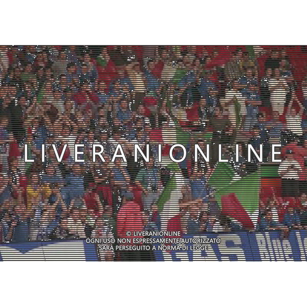 04-09-1998 ANFIELD LIVERPOOL- GALLES ITALIA NELLA FOTO TIFOSI ITALIA AG ALDO LIVERANI SAS