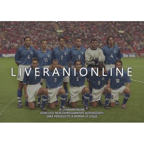 04-09-1998 ANFIELD LIVERPOOL- GALLES ITALIA NELLA FOTO FORMAZIONE NAZIONALE ITALIANA DA SIN MARK IULIANO-EUSEBIO DI FRANCESCO-CHRISTIAN PANUCCI-CHRISTIAN VIERI-ANGELO PERUZZI-DINO BAGGIO SED SIN DIEGO FUSER-GIANLUCA PESSOTTO-FABIO CANNAVARO-DEMETRIO ALBERTINI-ALESSANDRO DEL PIERO AG ALDO LIVERANI SAS 