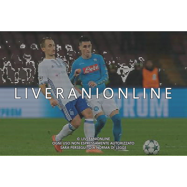 NAPOLI - DINAMO KIEV CHAMPIONS LEAGUE 23 NOVEMBRE 2016 NELLA FOTO CALLEJON, MAKARENKO © MOSCA / AGENZIA ALDO LIVERANI SAS