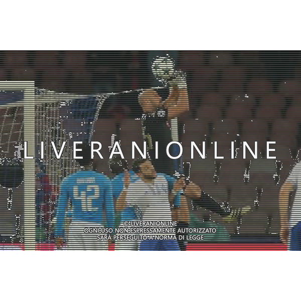 NAPOLI - DINAMO KIEV CHAMPIONS LEAGUE 23 NOVEMBRE 2016 NELLA FOTO REINA IN PARATA © MOSCA / AGENZIA ALDO LIVERANI SAS