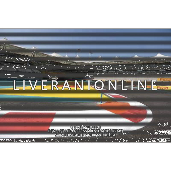Track atmosphere 24.11.2016. Formula 1 World Championship, Rd 21, Abu Dhabi Grand Prix, Yas Marina Circuit, Abu Dhabi, Preparation Day. AG ALDO LIVERANI SAS ONLY ITALY