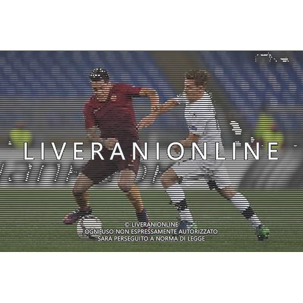 UEFA Europa League 2016-2017 Fase a gironi Gruppo E Roma 24.11.2016 - AS Roma vs FC Viktoria Plzen - nella foto: Juan Iturbe e Patrik Hrosovsky /Ph.Corradetti-Ag. Aldo Liverani