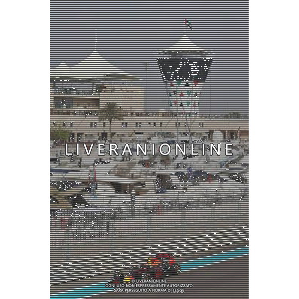 Max Verstappen (NLD) Red Bull Racing RB12. 25.11.2016. Formula 1 World Championship, Rd 21, Abu Dhabi Grand Prix, Yas Marina Circuit, Abu Dhabi, Practice Day. AG ALDO LIVERANI SAS ONLY ITALY