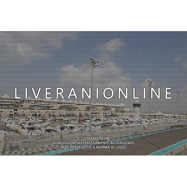 Lewis Hamilton (GBR) Mercedes AMG F1 W07 Hybrid. 25.11.2016. Formula 1 World Championship, Rd 21, Abu Dhabi Grand Prix, Yas Marina Circuit, Abu Dhabi, Practice Day. AG ALDO LIVERANI SAS ONLY ITALY