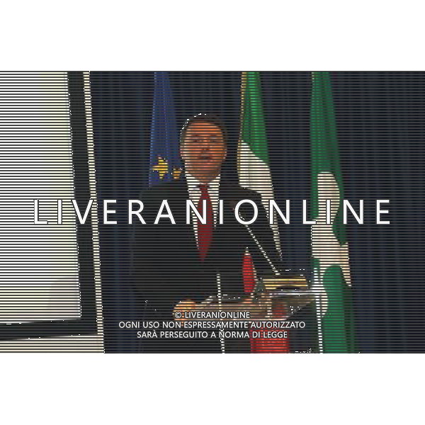 Milano ( MI ) 25/11/2016 Palazzo Lombardia, firma per il Patto per la Lombardia Nella foto: Matteo Renzi Presidente del Consiglio dei Ministri PH Lauro Montagnini *** Local Caption *** / AGENZIA ALDO LIVERANI SAS / AGENZIA ALDO LIVERANI SAS