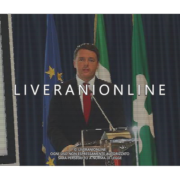 Milano ( MI ) 25/11/2016 Palazzo Lombardia, firma per il Patto per la Lombardia Nella foto: Matteo Renzi Presidente del Consiglio dei Ministri PH Lauro Montagnini *** Local Caption *** / AGENZIA ALDO LIVERANI SAS / AGENZIA ALDO LIVERANI SAS