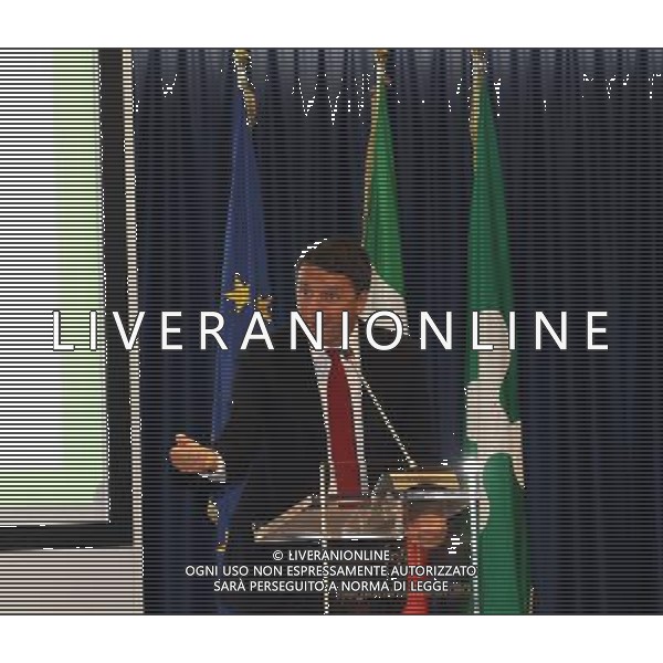 Milano ( MI ) 25/11/2016 Palazzo Lombardia, firma per il Patto per la Lombardia Nella foto: Matteo Renzi Presidente del Consiglio dei Ministri PH Lauro Montagnini *** Local Caption *** / AGENZIA ALDO LIVERANI SAS / AGENZIA ALDO LIVERANI SAS