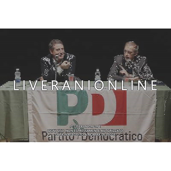 Le Ragioni del SI Luigi Riva intervista Piero Fassino 25/11/2016 nella foto: LUIGI RIVA E PIERO FASSINO ©CLAUDIO ZAMAGNI/AGENZIA ALDO LIVERANI S.A.S.