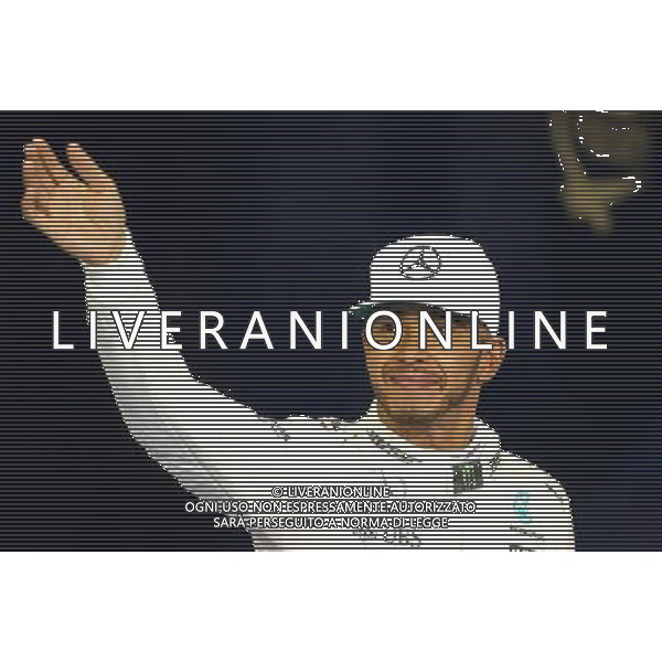 Lewis Hamilton (GBR) Mercedes AMG F1 26.11.2016. Formula 1 World Championship, Rd 21, Abu Dhabi Grand Prix, Yas Marina Circuit, Abu Dhabi, Qualifying Day. AG ALDO LIVERANI SAS ONLY ITALY