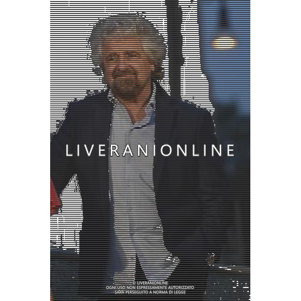 Manifestazione del M5S \' Io Dico No \' â€“ Roma 26.11.2016 - nella foto: Beppe Grillo /Ph.Corradetti-Ag Aldo Liverani / AGENZIA ALDO LIVERANI SAS 