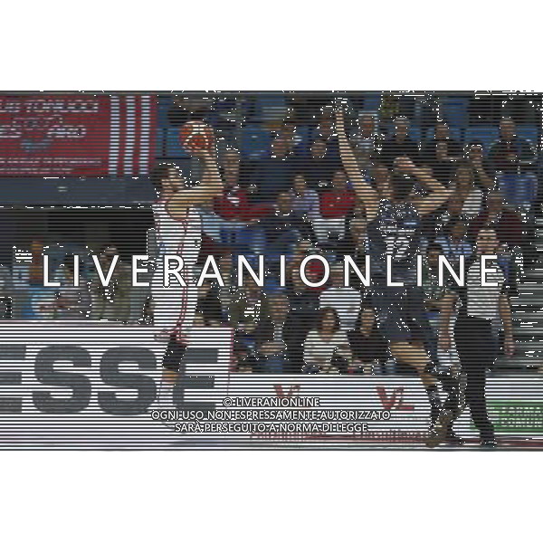 Consultinvest Pesaro vs Dolomiti Energia Trento 27/11/2016 nella foto: CERON E FLACCADORI ©CLAUDIO ZAMAGNI/AGENZIA ALDO LIVERANI S.A.S.