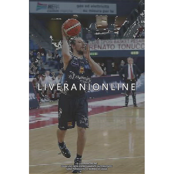 Consultinvest Pesaro vs Dolomiti Energia Trento 27/11/2016 nella foto: FORRAY TOTO ©CLAUDIO ZAMAGNI/AGENZIA ALDO LIVERANI S.A.S.