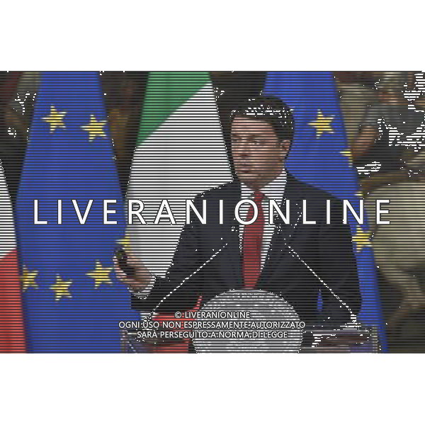 Conferenza stampa dopo il CDM - Roma - 28.11.2016 - Palazzo Chigi - nella foto: Matteo Renzi / Ph. Corradetti - Ag. Aldo Liverani sas