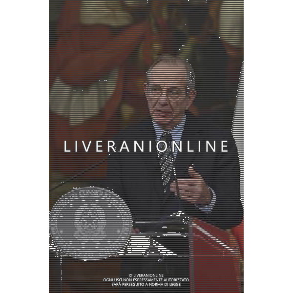 Conferenza stampa dopo il CDM - Roma - 28.11.2016 - Palazzo Chigi - nella foto: Pier Carlo Padoan / Ph. Corradetti - Ag. Aldo Liverani sas
