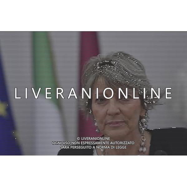 Presentazione â€œIl nuovo corso di Ama: piÃ¹ vicina ai cittadini con servizi mirati di raccolta differenziataâ€ - Roma - 28.11.2016 - Campidoglio Sala della Protomoteca - nella foto: Antonella Giglio amministratore unico di AMA / Ph. Corradetti - Ag. Aldo Liverani sas / AGENZIA ALDO LIVERANI SAS 