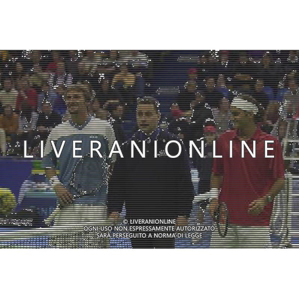 MILANO 07-02-2001 TENNIS A MILANO NELLA FOTO BOUTTER JULIEN CON ROGER FEDERER FOTO DFP-AG ALDO LIVERANI SAS
