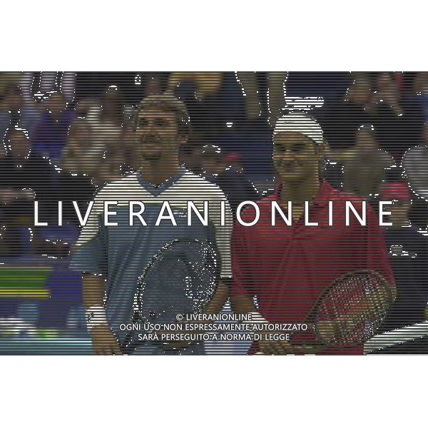 MILANO 07-02-2001 TENNIS A MILANO NELLA FOTO BOUTTER JULIEN CON ROGER FEDERER FOTO DFP-AG ALDO LIVERANI SAS
