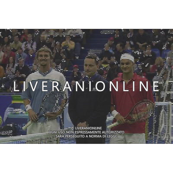 MILANO 07-02-2001 TENNIS A MILANO NELLA FOTO BOUTTER JULIEN CON ROGER FEDERER FOTO DFP-AG ALDO LIVERANI SAS