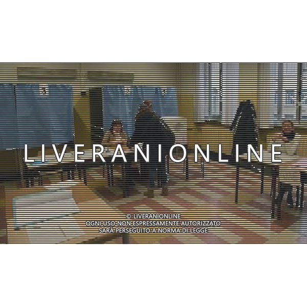 Milano-Votazioni per il Referendum Costituzionale Milano - 04.12.2016 Nella Foto:Seggio Zona Brera Istituto \'Parini\' /Ph.Vitez-Ag. Aldo Liverani