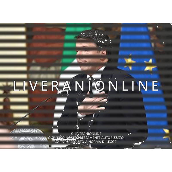 Conferenza stampa del Presidente del Consiglio Matteo Renzi dopo i risultati del referendum Costituzionale - Roma - 05.12.2016 - nella foto: Matteo Renzi / Ph. Fabrizio Corradetti - Ag. Aldo Liverani Sas