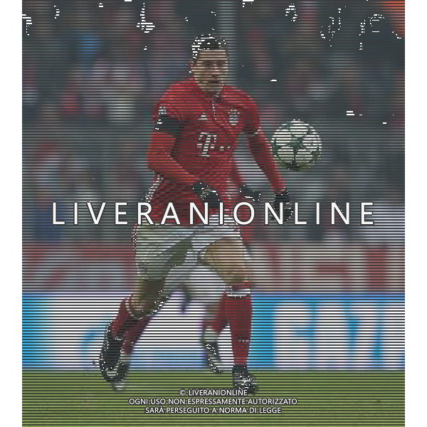 firo : Fußball,Fussball : 06.12.2016 Champions League, Saison 2016/2017: FC Bayern München - Atletico Madrid, FCB, Gruppenphase, Robert Lewandowski ( München ) , Einzelaktion $worldrightsEs gelten unsere AGB, einsehbar auf www.firosportphoto.de copyright by firo sportphoto: Coesfelder Str. 207 D- 48249 Dülmen www.firosportphoto.de mail@firosportphoto.de (V o l k s b a n k B o c h u m - W i t t e n ) IBAN DE68 4306 0129 0341 1171 00 Tel: +49-2594 - 9916004 Fax: +49-2594 - 9916005 AG ALDO LIVERANI SAS ONLY ITALY