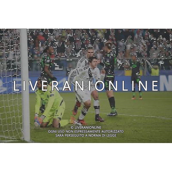 WARSZAWA 07.12.2016 MECZ 6. KOLEJKA GRUPA F LIGA MISTRZOW SEZON 2016/17: LEGIA WARSZAWA - SPORTING LIZBONA --- UEFA CHAMPIONS LEAGUE GROUP F MATCH: LEGIA WARSAW - SPORTING CLUBE DE PORTUGAL RUI PATRICIO ALEKSANDAR PRIJOVIC GUILHERME FOT. PIOTR KUCZA/NEWSPIX.PL --- Newspix.pl / AGENZIA ALDO LIVERANI SAS - ITALY ONLY EDITORIAL USE ONLY - Legia Varsavia - Sporting Lisbona, match valido per la 6a giornata di Champions League (Gruppo F) 07 dicembre 2016