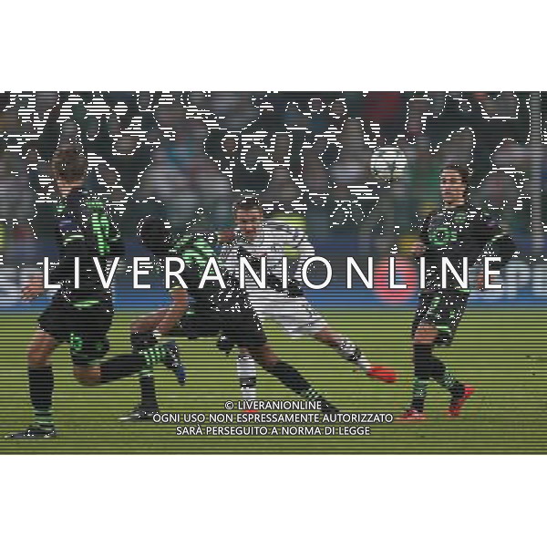 WARSZAWA 07.12.2016 MECZ 6. KOLEJKA GRUPA F LIGA MISTRZOW SEZON 2016/17: LEGIA WARSZAWA - SPORTING LIZBONA --- UEFA CHAMPIONS LEAGUE GROUP F MATCH: LEGIA WARSAW - SPORTING CLUBE DE PORTUGAL SEBASTIAN COATES RUBEN SEMEDO MIROSLAV RADOVIC LAZAR MARKOVIC FOT. PIOTR KUCZA/NEWSPIX.PL --- Newspix.pl / AGENZIA ALDO LIVERANI SAS - ITALY ONLY EDITORIAL USE ONLY - Legia Varsavia - Sporting Lisbona, match valido per la 6a giornata di Champions League (Gruppo F) 07 dicembre 2016
