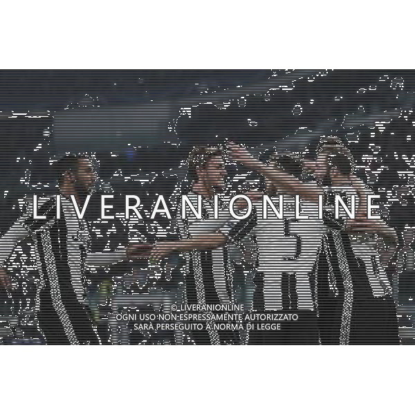 Torino 7Ð10-2016 - Juventus Stadium Juventus vs Dynamo Zagabria UCL 2016-2017 Nella foto: Higuain esulta AG ALDO LIVERANI SAS