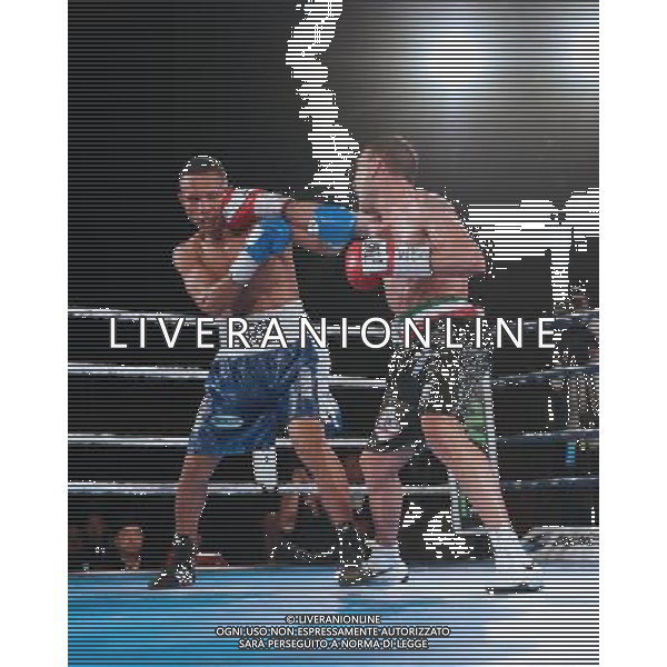 Emiliano Marsili vs Aristides Perez titolo intercontinentale pesi leggeri ,Boxe Montichiari,Montichiari 10 dicembre 2016. AG ALDO LIVERANI SAS