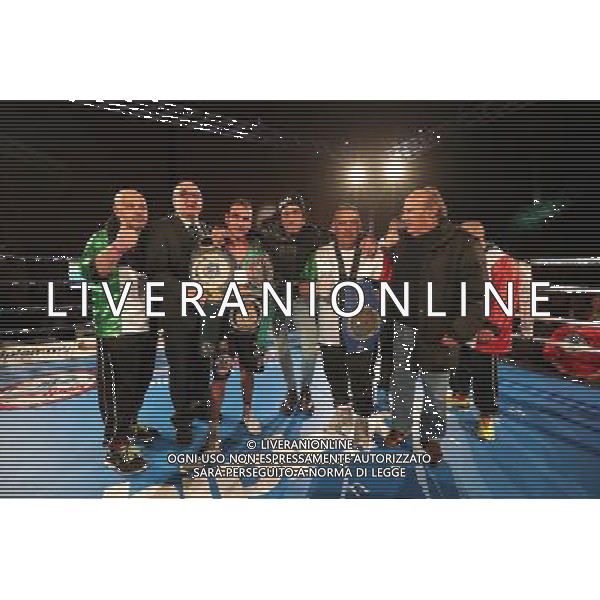 festeggiamenti di Marsili ,Emiliano Marsili vs Aristides Perez titolo intercontinentale pesi leggeri ,Boxe Montichiari,Montichiari 10 dicembre 2016. AG ALDO LIVERANI SAS