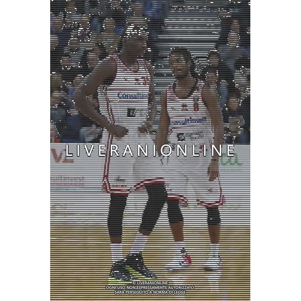 Consultinvest Pesaro vs Enel Basket Brindisi 11/12/2016 nella foto: THORTON E NNOKO ©CLAUDIO ZAMAGNI/AGENZIA ALDO LIVERANI S.A.S.