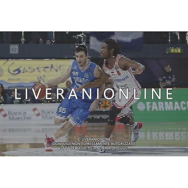 Consultinvest Pesaro vs Enel Basket Brindisi 11/12/2016 nella foto: SPANGHERO E THORTON ©CLAUDIO ZAMAGNI/AGENZIA ALDO LIVERANI S.A.S.