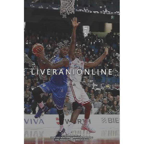 Consultinvest Pesaro vs Enel Basket Brindisi 11/12/2016 nella foto:M\'BAYE E JONES ©CLAUDIO ZAMAGNI/AGENZIA ALDO LIVERANI S.A.S.