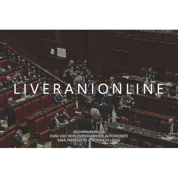 Camera la votazione di fiducia sulle dichiarazioni programmatiche del presidente del Consiglio Paolo Gentiloni Roma 13 dicembre 2016 nella foto I parlamentari del M5S Movimento 5 Stelle lasciano l\'aula ©Corradetti / AGENZIA ALDO LIVERANI SAS