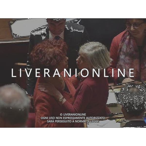 Senato Seduta Pubblica. Dibattito sulla fiducia al nuovo esecutivo Roma 14 dicembre 2016 nella foto Valeria fedeli con Stefania Giannini ©Corradetti / AGENZIA ALDO LIVERANI SAS