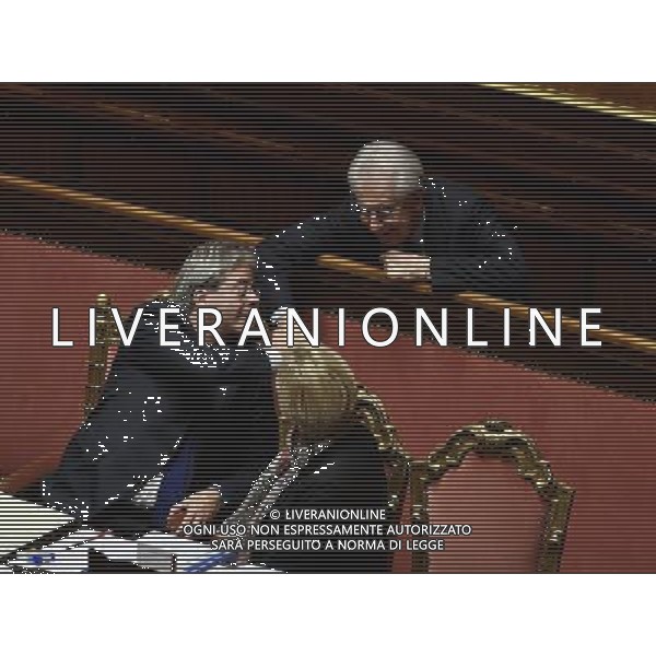 Senato Seduta Pubblica. Dibattito sulla fiducia al nuovo esecutivo Roma 14 dicembre 2016 nella foto Mario Monti con Paolo Gentiloni ©Corradetti / AGENZIA ALDO LIVERANI SAS