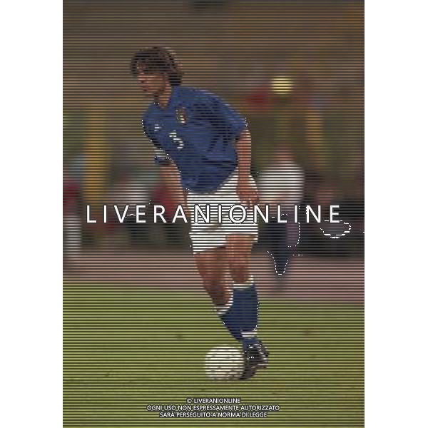05-06 1999 BOLOGNA STADIO DALL\'ARA ITALIA GALLES NELLA FOTO PAOLO MALDINI AG ALDO LIVERANI SAS