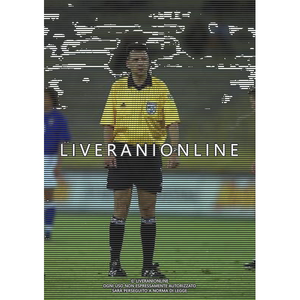 05-06 1999 BOLOGNA STADIO DALL\'ARA ITALIA GALLES NELLA FOTO ARBITRO EDGAR STEINBORN AG ALDO LIVERANI SAS