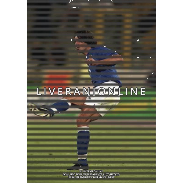 05-06 1999 BOLOGNA STADIO DALL\'ARA ITALIA GALLES NELLA FOTO PAOLO MALDINI AG ALDO LIVERANI SAS