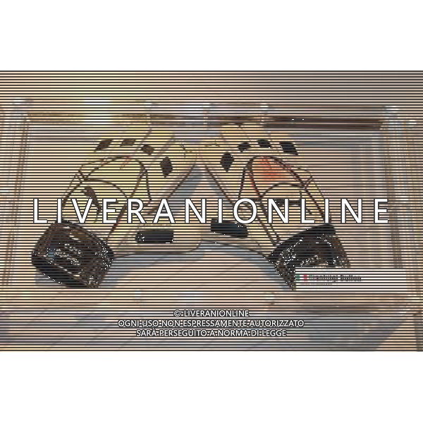 Milano, ( MI ) 15/12/2016 Galleria Vittorio Emanuele II, Inaugurazione Museo Internazionale del Calcio \' La Stringa d\'Oro \' Nella foto: I guanti del portiere Gianluigi Buffon PH Lauro Montagnini / AGENZIA ALDO LIVERANI SAS