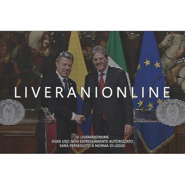 Il presidente del Consiglio, Paolo Gentiloni, riceve a Palazzo Chigi, il presidente della Repubblica di Colombia, Juan Manuel Santos. Roma 16 dicembre 2016 Â©Corradetti / AGENZIA ALDO LIVERANI SAS