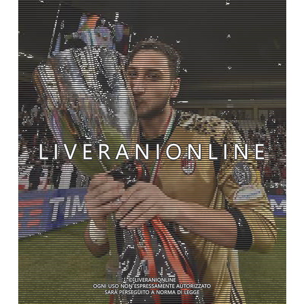 Supercoppa Italiana TIM 2016 Doha (Qatar) - 23.12.2016 Juventus-Milan Nella Foto:Gianluigi Donnarumma festeggia con la coppa /Ag. Aldo Liverani