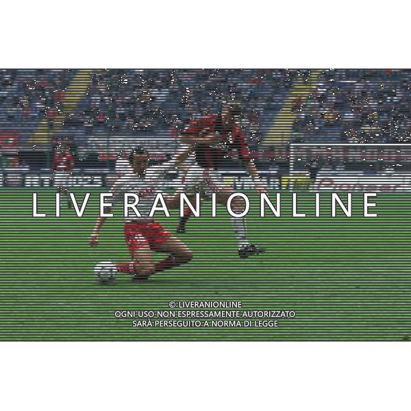 MILANO 30-04-2000 CAMPIONATO DI SERIE A MILAN PIACENZA NELLA FOTO ANDRIY SHEVCHENKO E DANIELE DELLI CARRI DFP-AG ALDO LIVERANI SAS