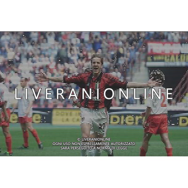 MILANO 30-04-2000 CAMPIONATO DI SERIE A MILAN PIACENZA NELLA FOTO ESULTANZA MILAN MASSIMO AMBROSINI DFP-AG ALDO LIVERANI SAS