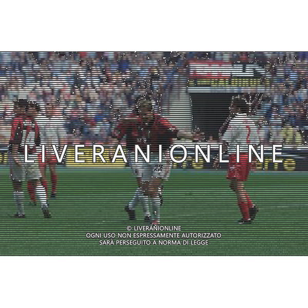 MILANO 30-04-2000 CAMPIONATO DI SERIE A MILAN PIACENZA NELLA FOTO ESULTANZA MILAN MASSIMO AMBROSINI DFP-AG ALDO LIVERANI SAS