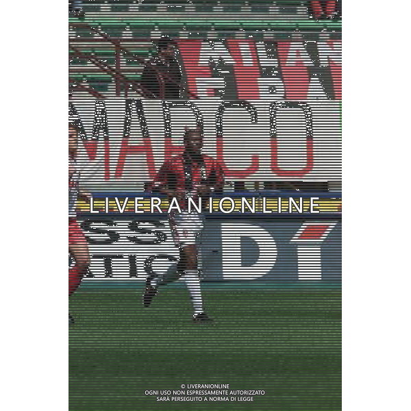 MILANO 30-04-2000 CAMPIONATO DI SERIE A MILAN PIACENZA NELLA FOTO TARIBO WEST DFP-AG ALDO LIVERANI SAS